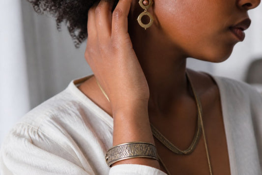 Artisan Jewelry for Sensitive Skin: A Complete Guide