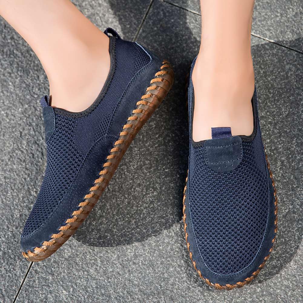 Men's Genuine Leather Loafer Shoes Slip On Soft Walking Shoes Perforated Driving Shoes
